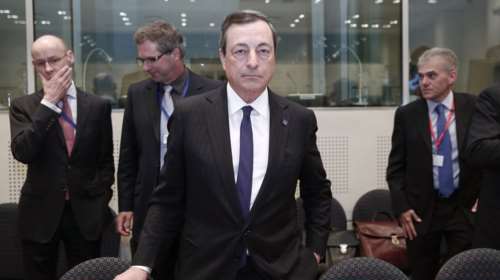 Το προσωπικό της EKT αξιολογεί τον Μάριο Ντράγκι