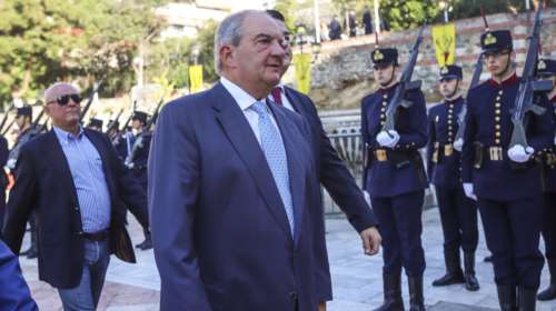 Καραμανλής: &quot;Συννεφιασμένος&#39; ο Βαλκανικός περίγυρος