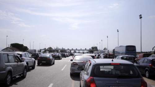 Μεγάλη κίνηση στην εθνική Αθηνών- Κορίνθου