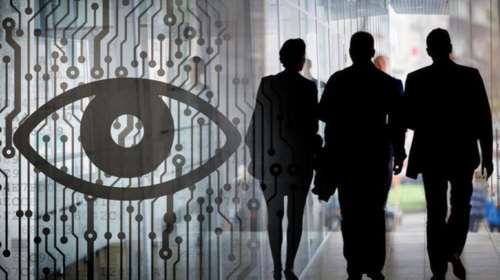 Παρίσταναν τους ελεγκτές του ΣΔΟΕ και εξαπατούσαν επιχειρηματίες