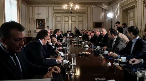 Ψήφος αποδήμων, αλλαγές στη ΔΕΗ και αθλητικό νομοσχέδιο