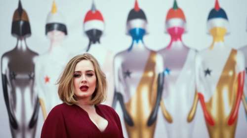 Δραματική απώλεια βάρους για την Αντέλ - To πριν και το μετά [Εικόνες]