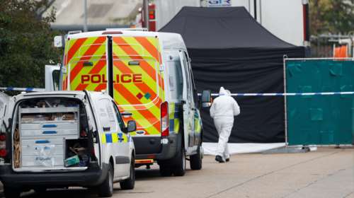 Οκτώ συλλήψεις στο Βιετνάμ για το φονικό φορτηγό - ψυγείο