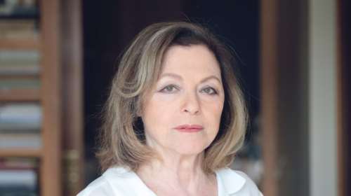 Μη χάσετε τα θεατρικά αναλόγια με σημαντικές πρωταγωνίστριες