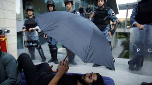 Λίβανος: Παραιτήθηκαν 4 δημοσιογράφοι της Al-Akhbar για τις διαδηλώσεις