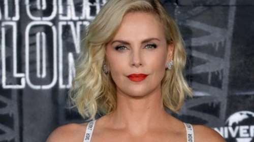 Σαρλίζ Θερόν: Υπέρ των ουδέτερων ως προς το φύλο τελετών απονομής βραβείων