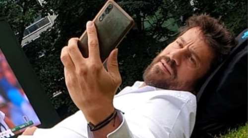 Ζευγάρι με την κούκλα κόρη πασίγνωστων ηθοποιών ο Γεωργούλης; [Εικόνες]