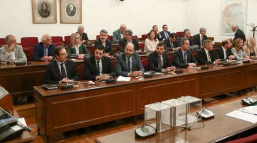 Ψάχνουν λύση για το αδιέξοδο στην προανακριτική, επιστολή Μπούγα σε Τασούλα