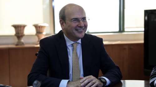 Χατζηδάκης: Δεν γινεται εκσυγχρονισμός της ΔΕΗ με ευχές