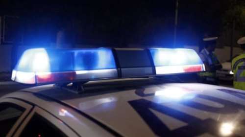 Εισβολή με ΙΧ στο «Πλαίσιο» στο Περιστέρι