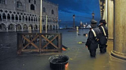 Δήμαρχος Βενετίας: Εκατοντάδες εκατ. οι ζημιές από τις πλημμύρες
