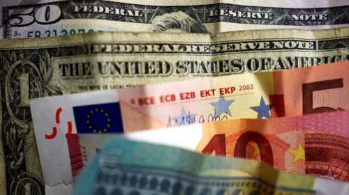 Διατηρούνται οι πιέσεις στα ομόλογα