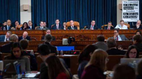 Ερευνα για Τραμπ:«Ενδιαφερόταν για έρευνα κατά Μπάιντεν, παρά για Ουκρανία»