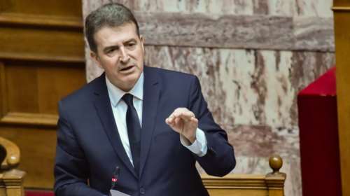 Χρυσοχοΐδης: Θέλουν Πανεπιστήμια με γιάφκες και στειλιάρια;