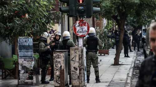 Νέα επιχείρηση της ΕΛΑΣ στην Στουρνάρη- Βρήκαν πολεμοφόδια