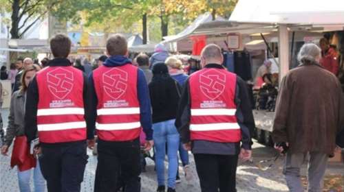 Ακροδεξιοί πολιτοφύλακες εμφανίστηκαν ξανά στη Γερμανία