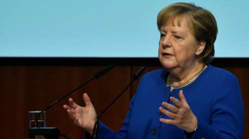 Μέρκελ: &#39;Ετοιμοι για διεύρυνση της βοήθειας στην Τουρκία για το προσφυγικό