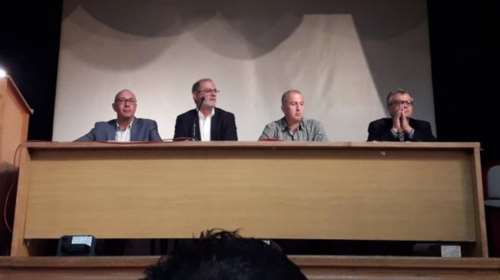 Αναβρασμός στη Σάμο για το προσφυγικό: Υπό παραίτηση δήμαρχος