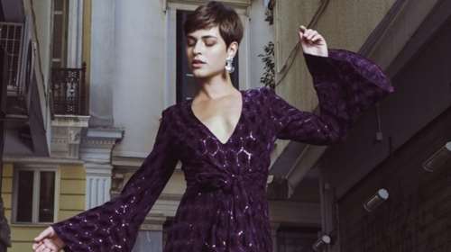 Εμμανουέλα GNTM: Ο πρώην σύζυγός της ποζάρει στη γκιλοτίνα μετά το διαζύγιο