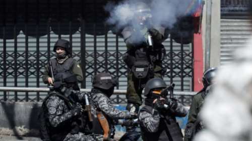 Χάος στη Βολιβία: «Μας έκαναν κόσκινο από τις σφαίρες»