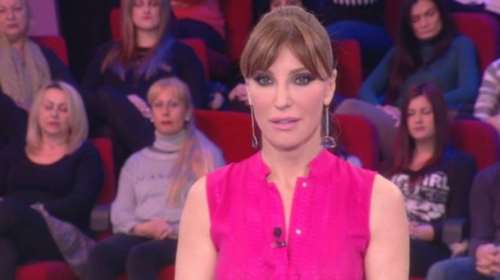 Καταγγέλλει εκβιασμό από τον Alpha η Χατζηβασιλείου: Με προσέβαλαν