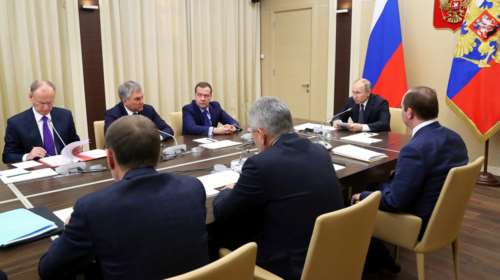 Ο Πούτιν υπόσχεται να ολοκληρώσει ένα «μυστηριώδες» όπλο