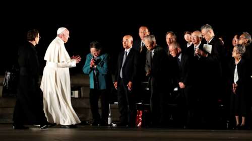 Επιζώντες της Χιροσίμα αφηγούνται την &quot;κόλαση&quot; που έζησαν στον πάπα