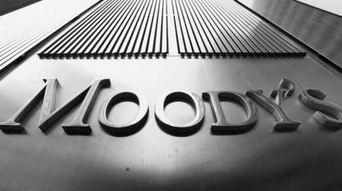 Moody’s: Το υψηλό δημόσιο χρέος 205,6% του ΑΕΠ αποτελεί τη βασική πρόκληση για την Ελλάδα
