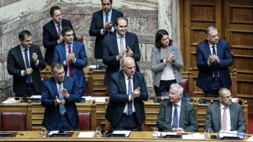 Συνταγματική Αναθεώρηση: Τα 9 άρθρα που τροποποιούνται