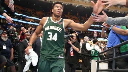 Σάρωσε ο Αντετοκούνμπο: «Καλή η 50άρα, αλλά η νίκη μετράει»