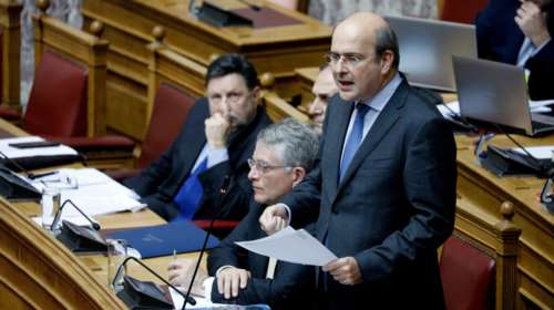 Χατζηδάκης κατά ΣΥΡΙΖΑ για τη ΔΕΗ: Υποκρισία, ντροπη, ντροπή