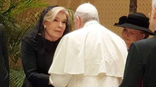 Μαριάννα Βαρδινογιάννη: Συνάντησε τον Πάπα Φραγκίσκο στο Βατικανό [Εικόνες]