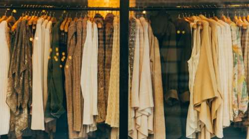 Απάτη με άρωμα γυναίκας και προϊόντα «μαϊμού» - Στα 460.000€ τα διαφυγόντα