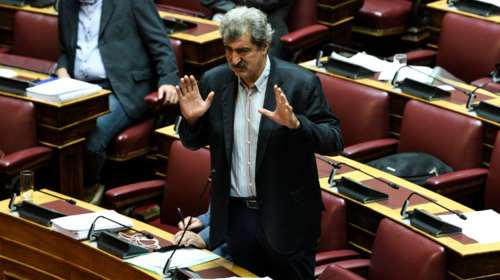 &quot;Βράζει&quot; ο ΣΥΡΙΖΑ για τις χυδαίες αναρτήσεις του Πολάκη