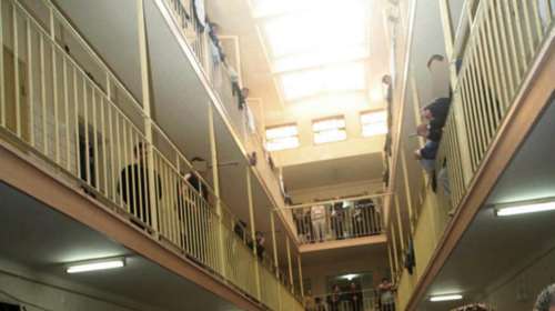 Ηράκλειο: Μειωμένη ποινή γα τον πατέρα που κακοποιούσε την κόρη του