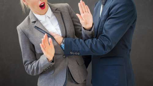 Σεξουαλική παρενόχληση ευρωβουλευτή σε ευρωβουλευτίνα