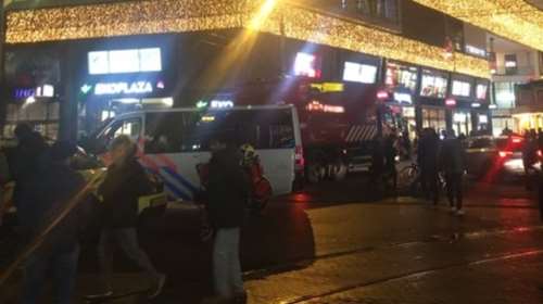 Eπίθεση με μαχαίρι στη Χάγη - Tουλάχιστον τρεις τραυματίες