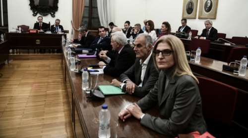Ο Μανιαδάκης εμπλέκει την Τουλουπάκη στη σκευωρία για Novartis