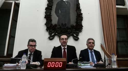 Μανιαδάκης: Με πίεζαν να καρφώσω πέντε πολιτικά πρόσωπα