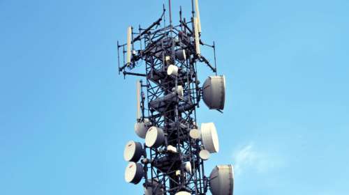 Η Wind κατηγορεί τους Καλαματιανούς για ψηφιακό αναλφαβητισμό