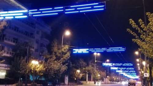 Χαμός στο Twitter για τον στολισμό της Αθήνας- Απογοήτευσε