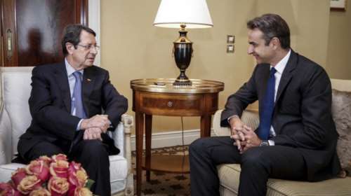 Διπλωματικός μαραθώνιος: Τηλεφωνική επικοινωνία Μητσοτάκη - Αναστασιάδη για Τουρκία