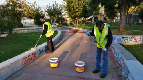 Ο Δήμος Αθηναίων καθάρισε πλατείες σε Γκάζι και Παγκράτι [φωτογραφίες]