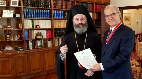 Διαματάρης: Τιμήθηκε στην Αυστραλία, τουιτάρει ακόμη ως Υφυπουργός