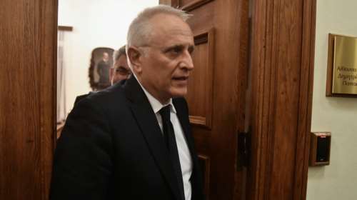 ΝΔ για βίλα Ραγκούση: Σε κανονικό κόμμα θα είχε δηλώσει παραίτηση, στον ΣΥΡΙΖΑ είναι απλά Τετάρτη