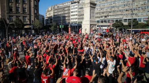 Κοινή πορεία Θύρας 7 - Σέρβων από το Σύνταγμα στο Καραϊσκάκη