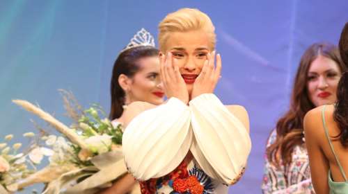 Tα αλλάζει η Σταρ Ελλάς για τον τραυματισμό της από τη Μις Αυστραλία