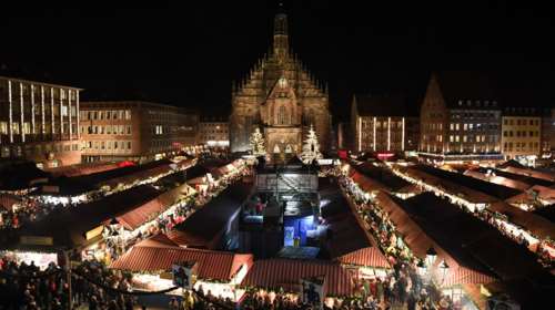 Πριν τα Χριστούγεννα: Έτσι στολίστηκαν οι πόλεις της Ευρώπης (φωτό)