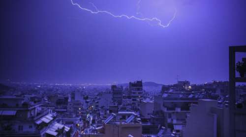 Η «Διδώ» θα σαρώσει την Ελλάδα και την Τετάρτη, βροχές και χιόνια