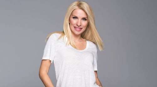 Η Μενεγάκη στην αγκαλιά του Παντζόπουλου στη Θεσσαλονίκη (φωτό)